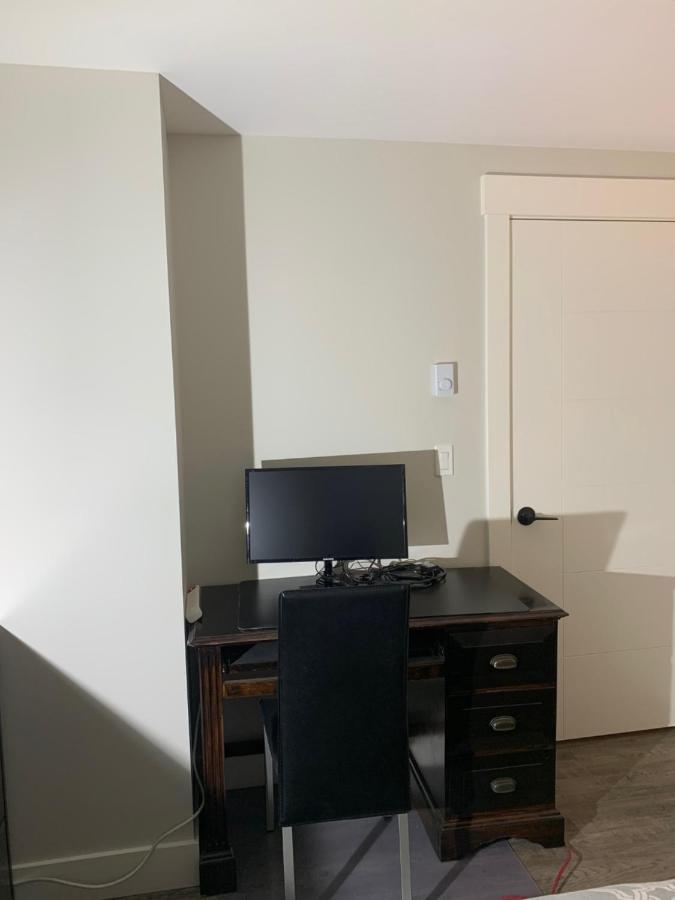 Modern 2Br Guest House In North נאנאימו מראה חיצוני תמונה